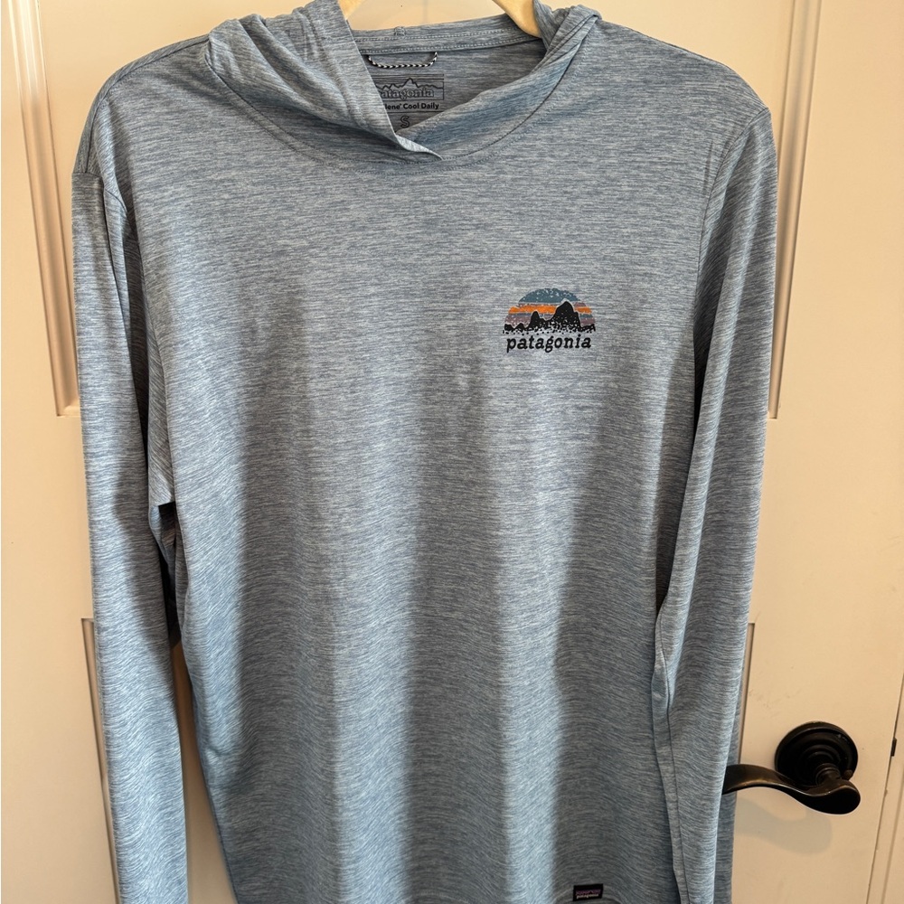 Patagonia Blue Capilene Cool sun hoody